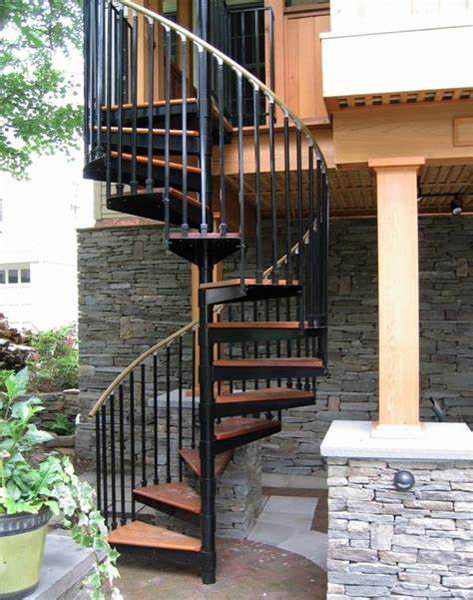 Outdoor Cast Wrought Iron Spiral Staircase | Cbm